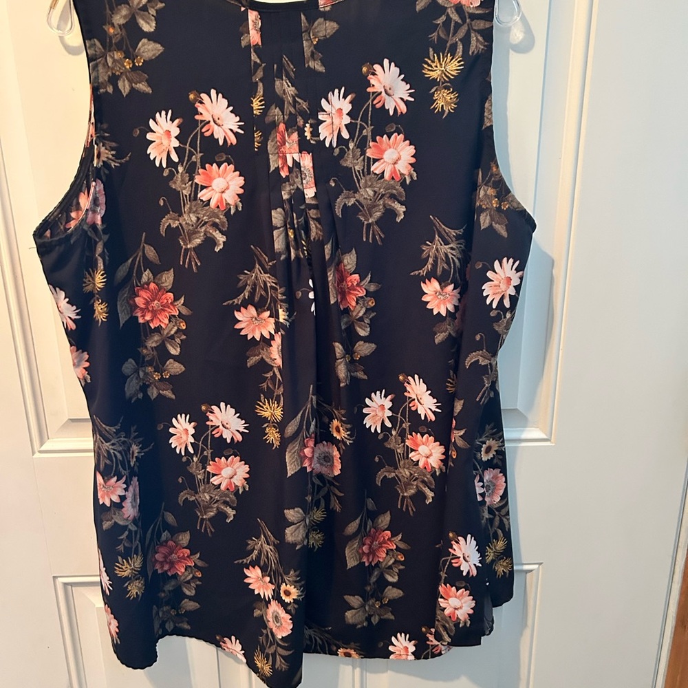 Cameo Black Floral Blouse with Pink Accents - Picture 5 of 8
